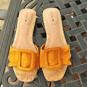 Birdies The Kiwi Yellow Buckle Sandals